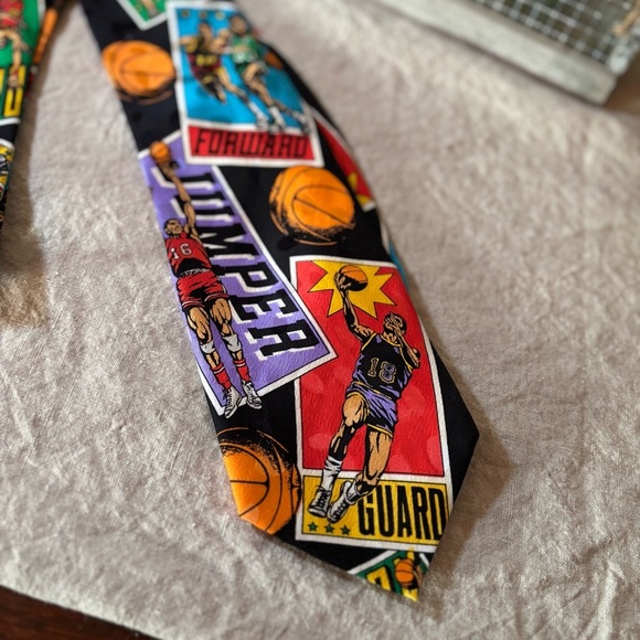 Men’s Addiction Basketball hieroglyphics card style Tie 100% Silk Multi-color. - Picture 2 of 7